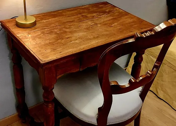 Historical Center Near The Duomo - E Luminoso Lägenhet